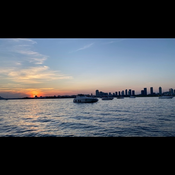 Meet your Posher, Sandy - Picture 1 of 1